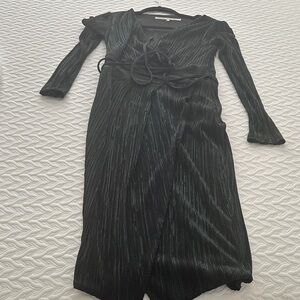 Elegant Black Long Sleeve Dress